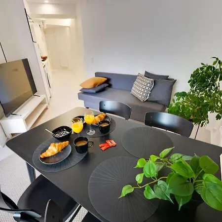 Kaksio+parveke. Unelma Sijainti Tampereella! * Tampere